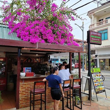 Soben Cafe Guesthouse & Restaurant سيام ريب المظهر الخارجي الصورة
