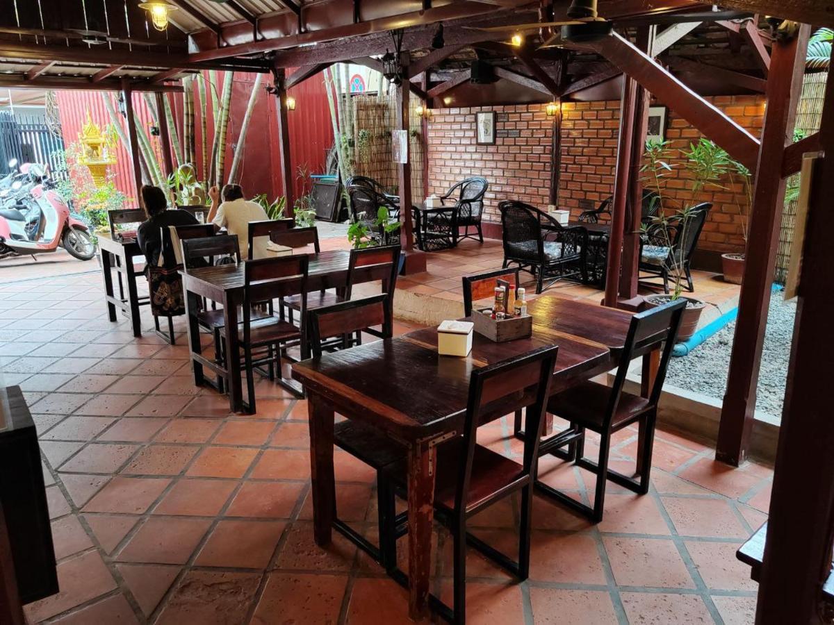Soben Cafe Guesthouse & Restaurant سيام ريب المظهر الخارجي الصورة
