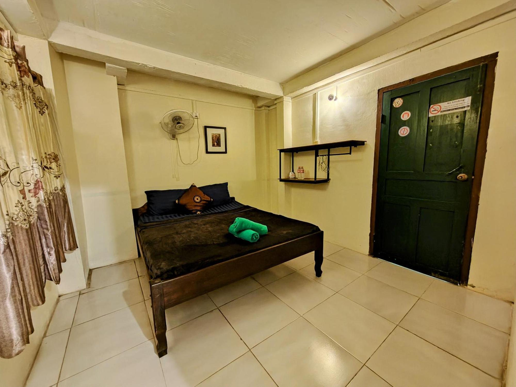 Soben Cafe Guesthouse & Restaurant سيام ريب الغرفة الصورة